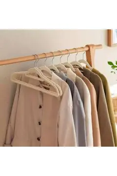 HOMEBOX | Amity 6-Piece Velvet Hanger Set | 166691805