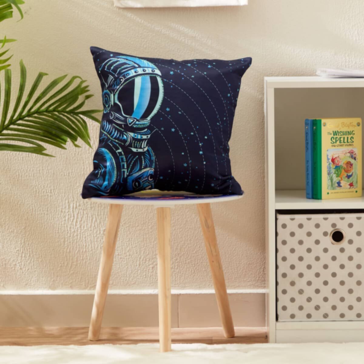HOMEBOX | York Satin Astronaut Embellished Cushion Cover - 40x40 cm | 164980397