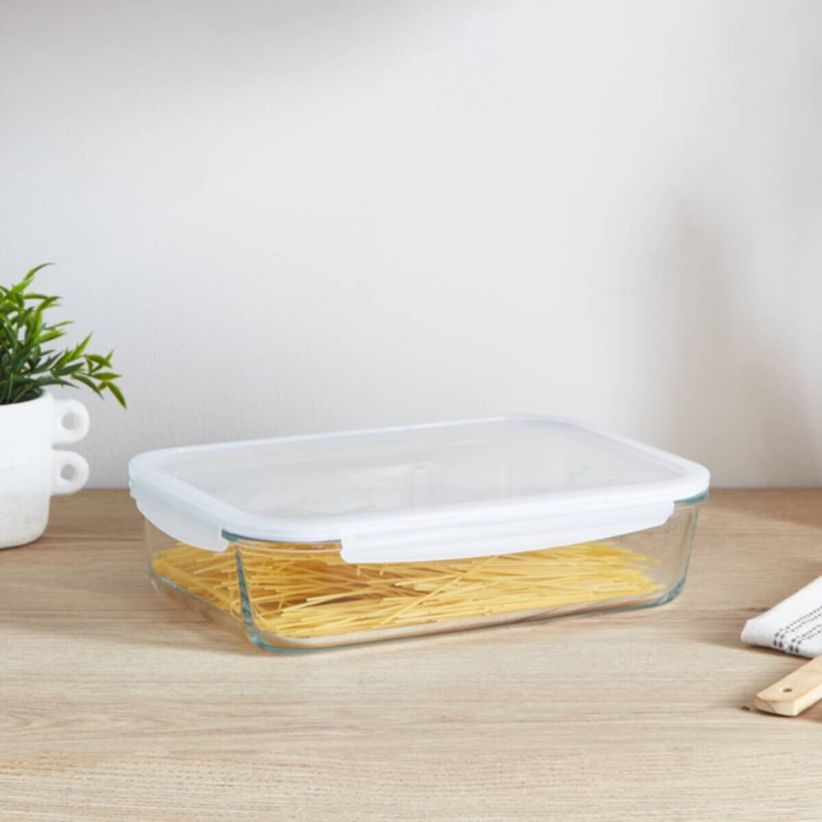 HOMEBOX | Lock & Lock Rectangular Oven Dish Glass with Lid - 3.6 L | 166057221