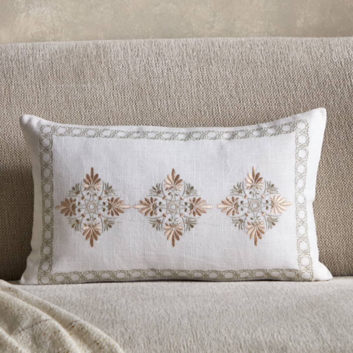 HOMEBOX | Petra Open View Embroidered Filled Cushion - 30x50 cm | 166167211