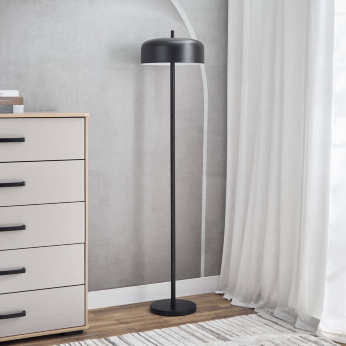 HOMEBOX | Javel Metal Floor Lamp with Metal Shade - 157 cm | 166189122