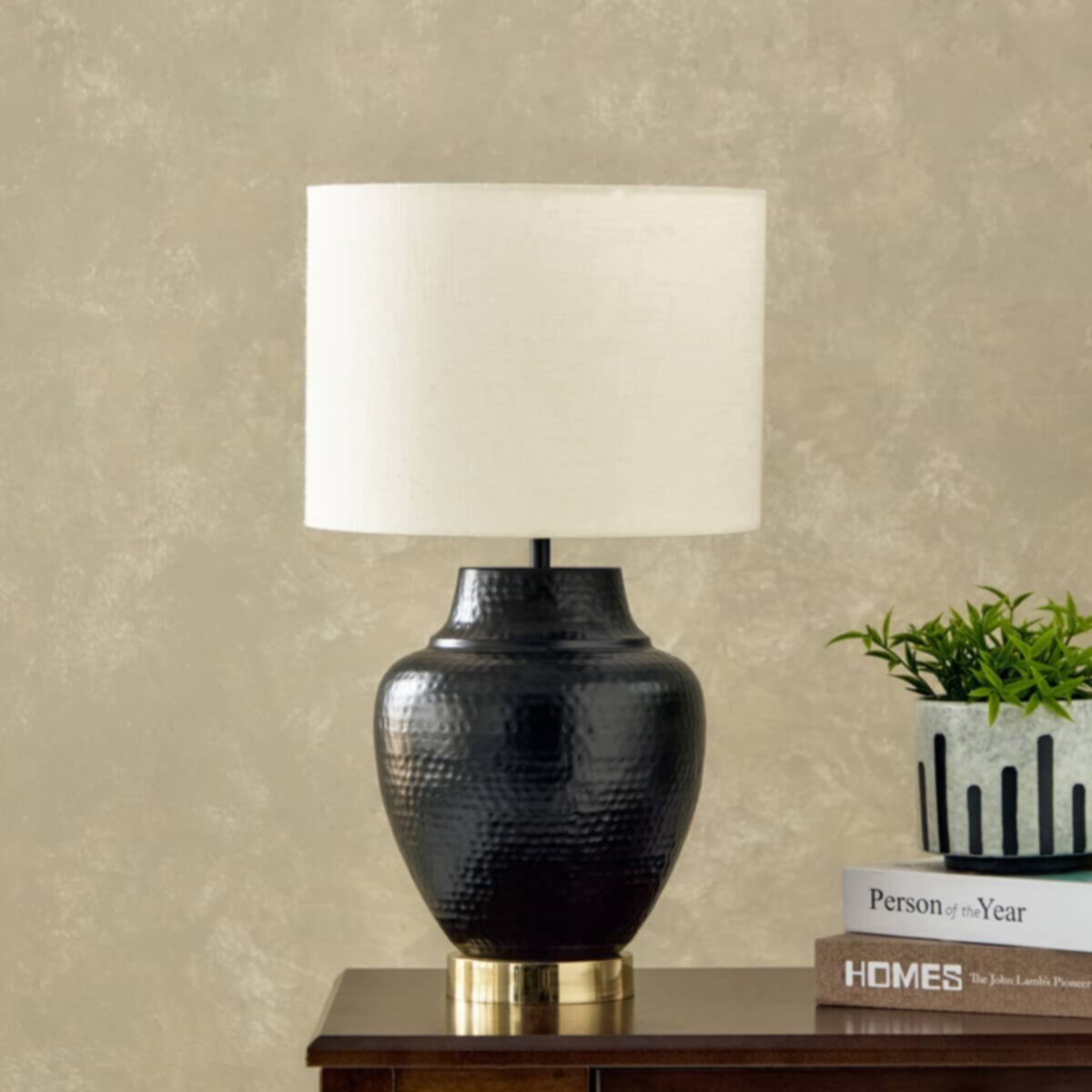 HOMEBOX | Kengston Table Lamp with Metal Base and Drum Shade - 53 cm | 166210040