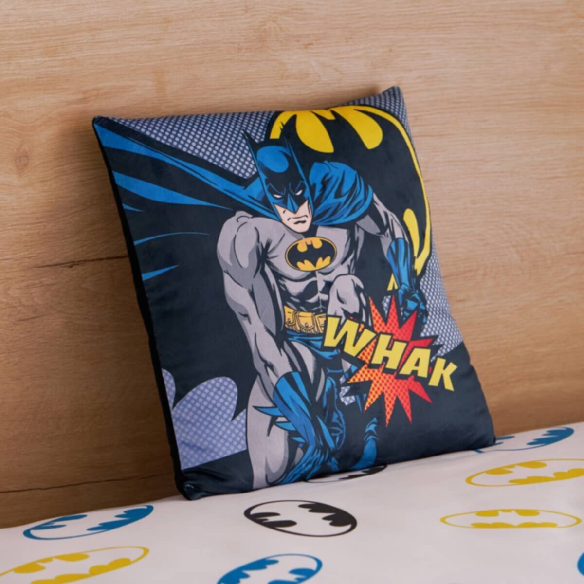 HOMEBOX | Batman Cushion - 40x40 cm | 166302418