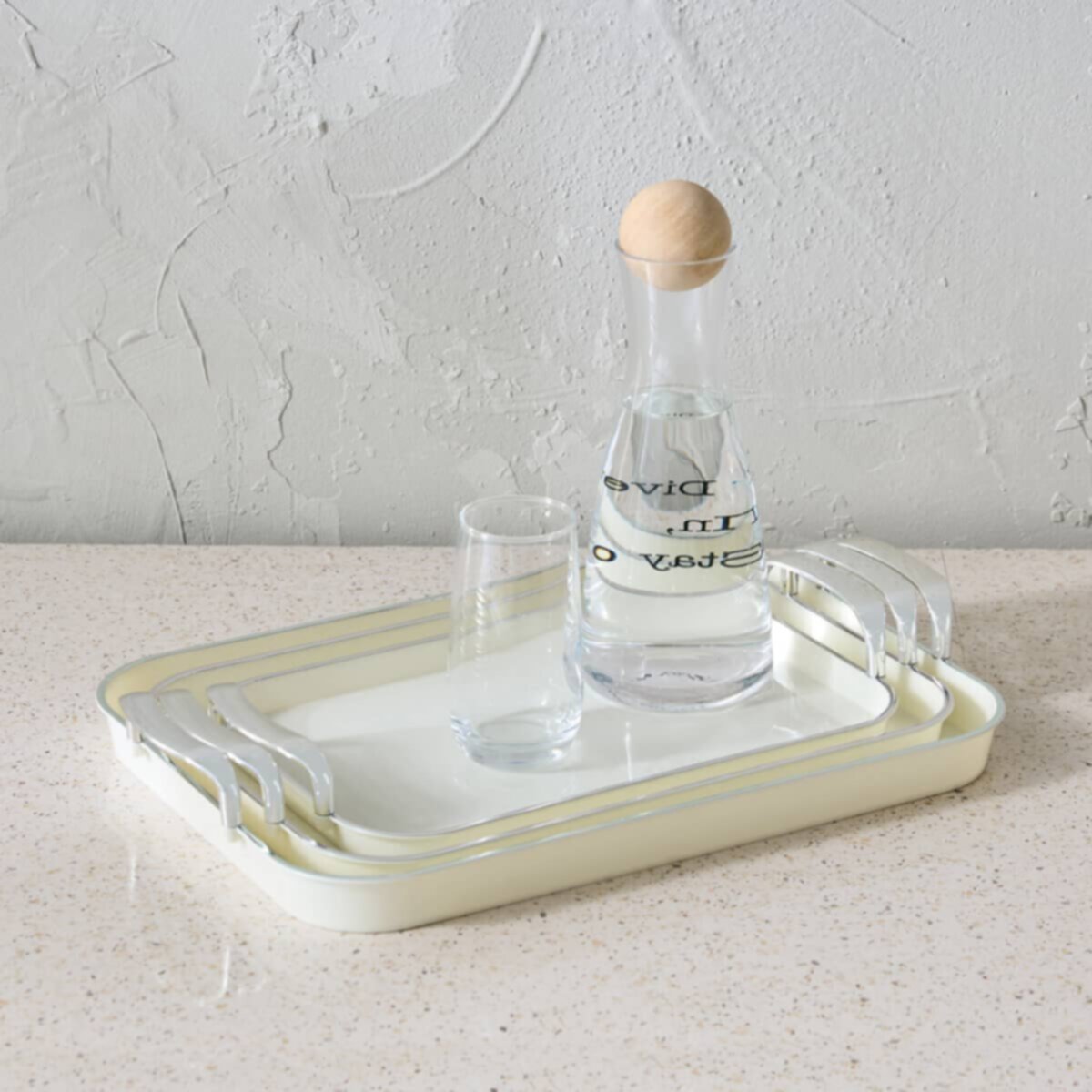 HOMEBOX | Orion Rectangular Tray with Handle - Set of 3 | 166544190