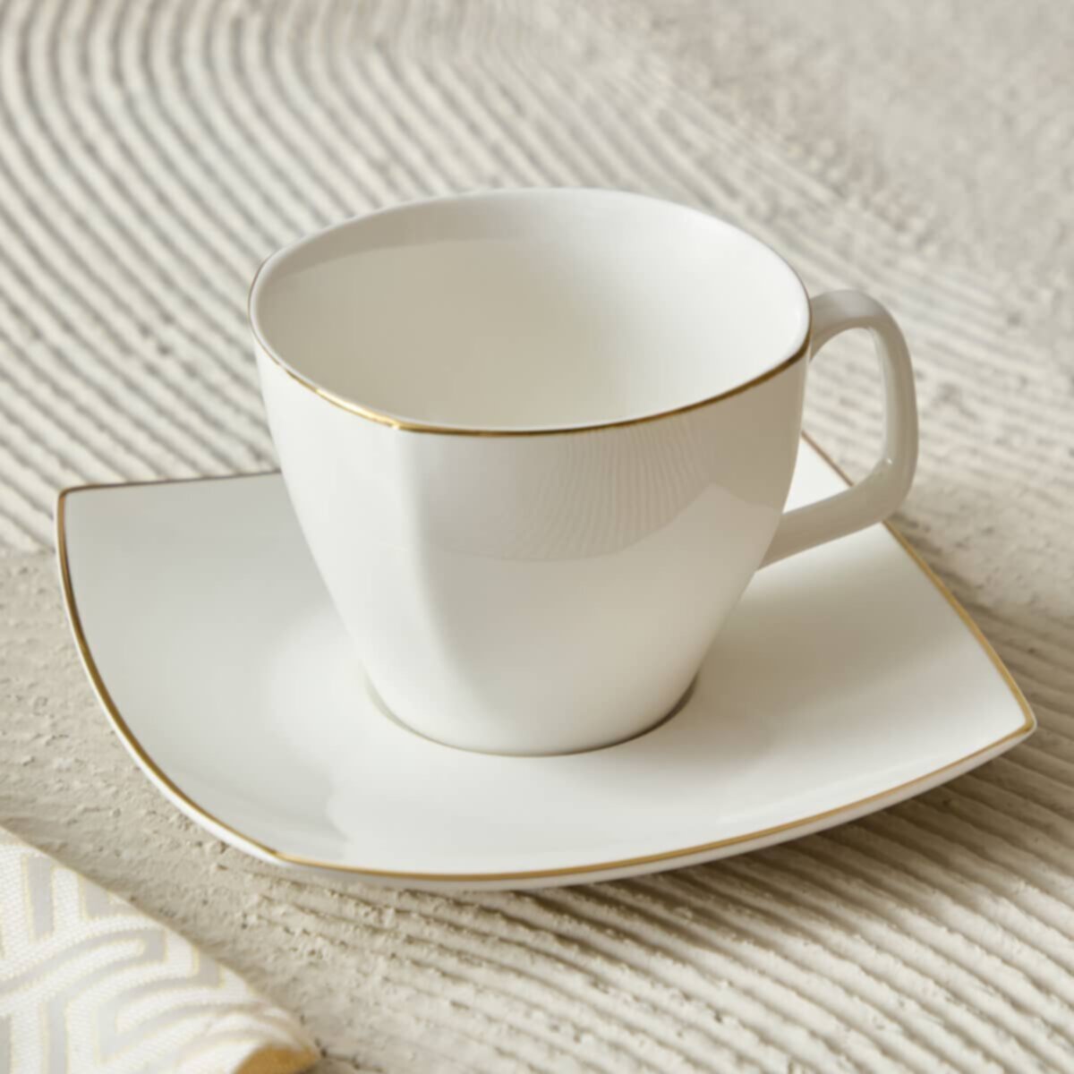 HOMEBOX | Peace Tea Cup and Saucer - 220 ml | 166591891
